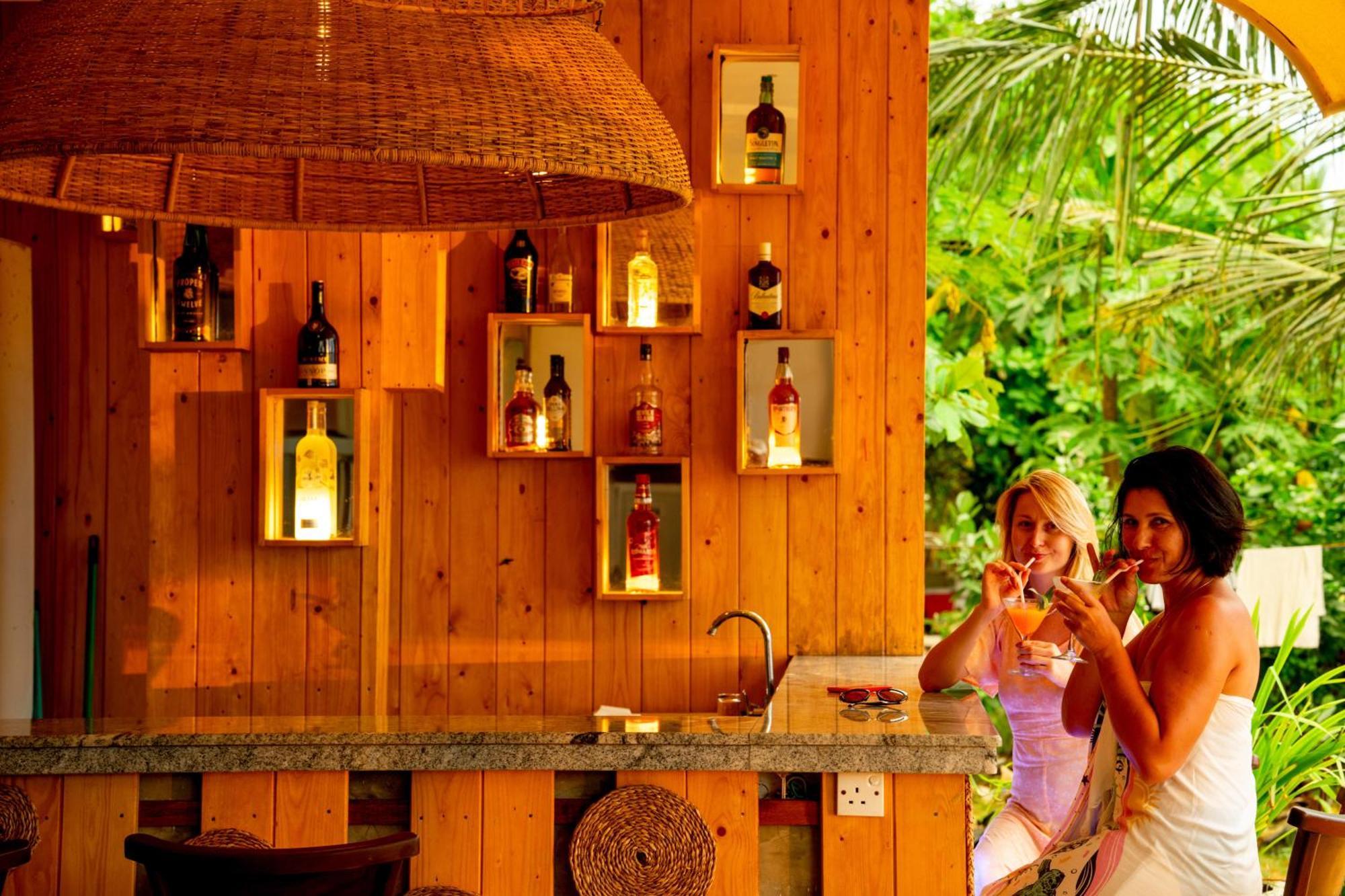Peacock Beach Hotel Unawatuna Luaran gambar