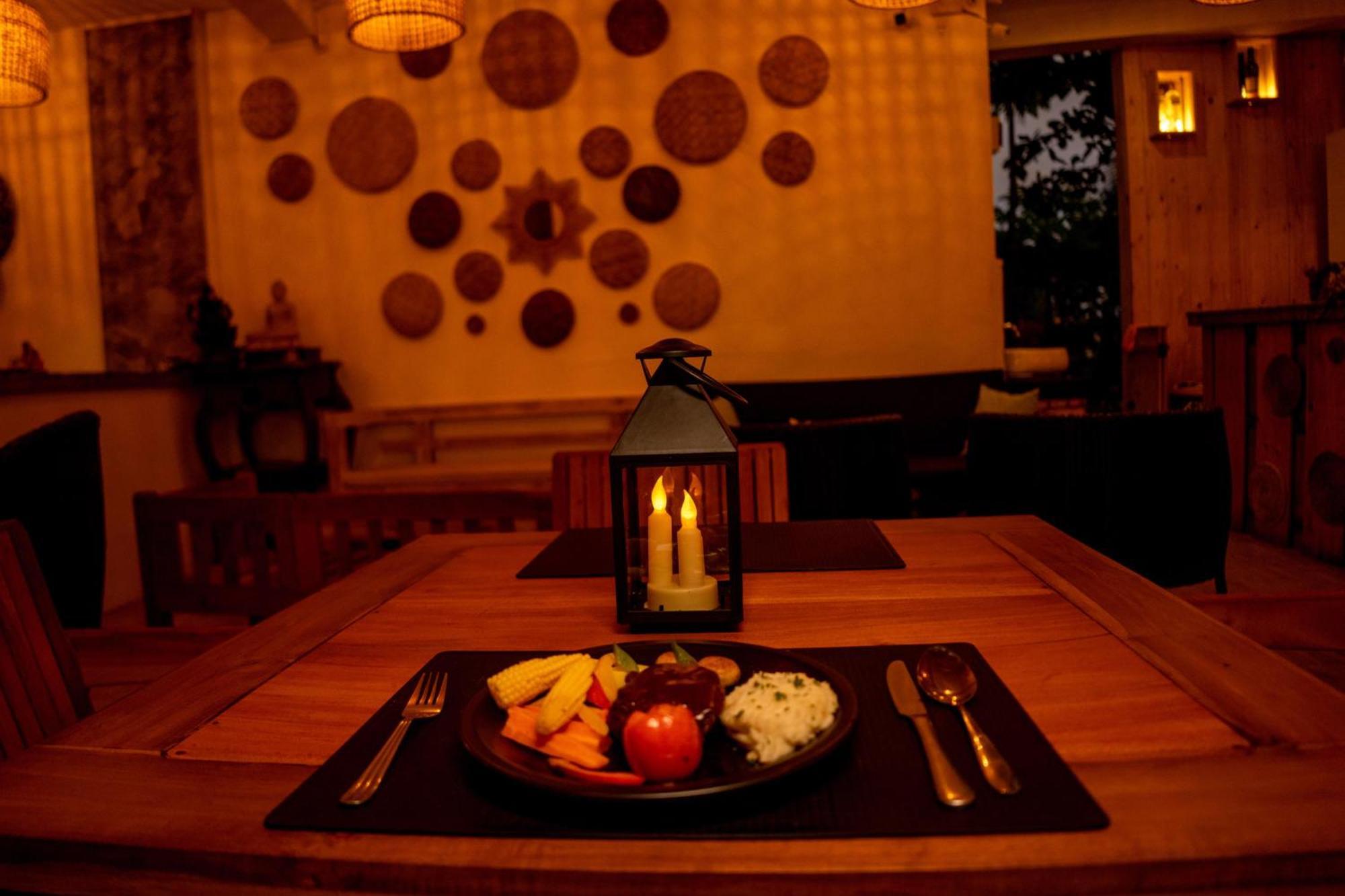 Peacock Beach Hotel Unawatuna Luaran gambar