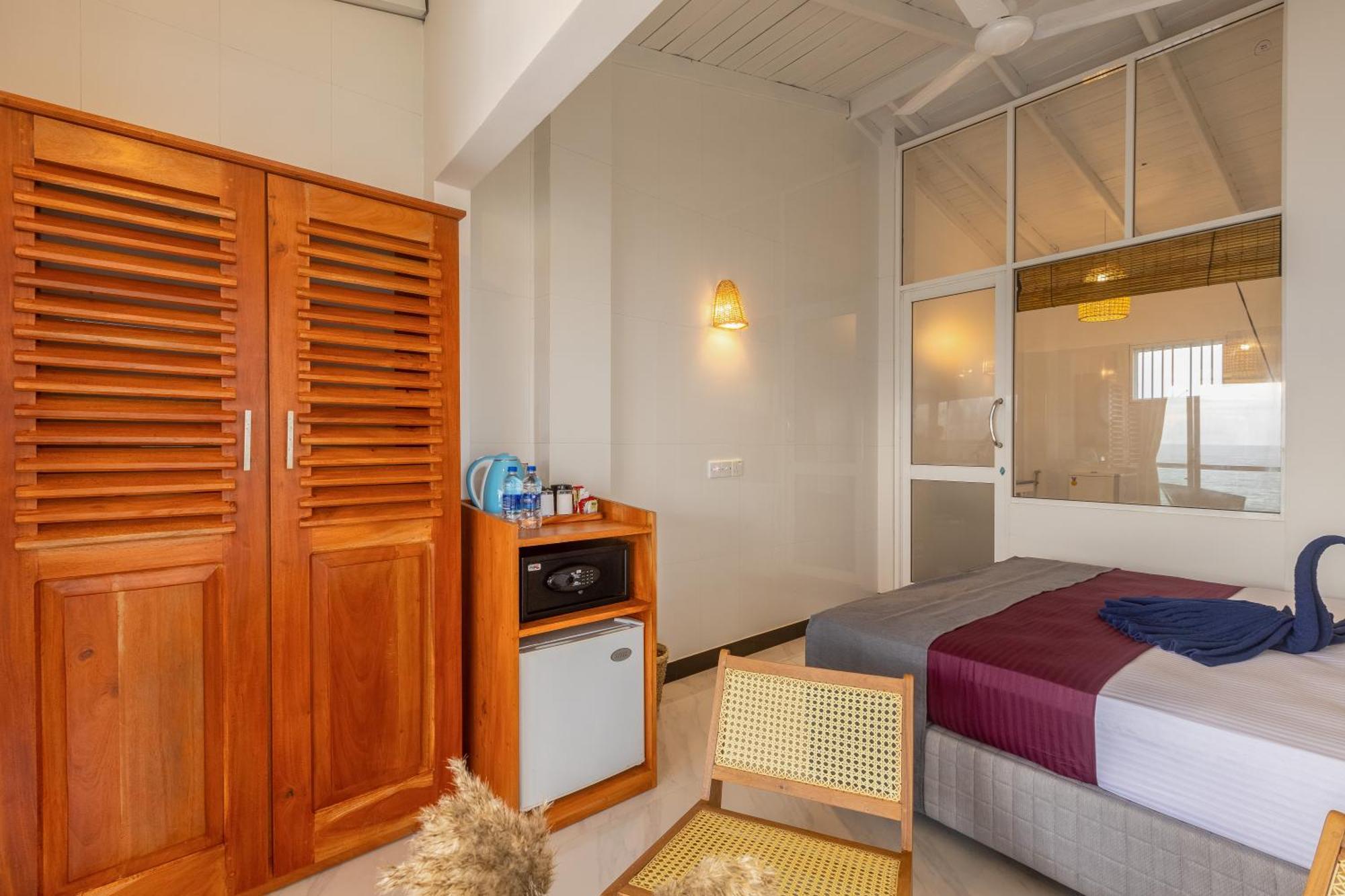 Peacock Beach Hotel Unawatuna Luaran gambar