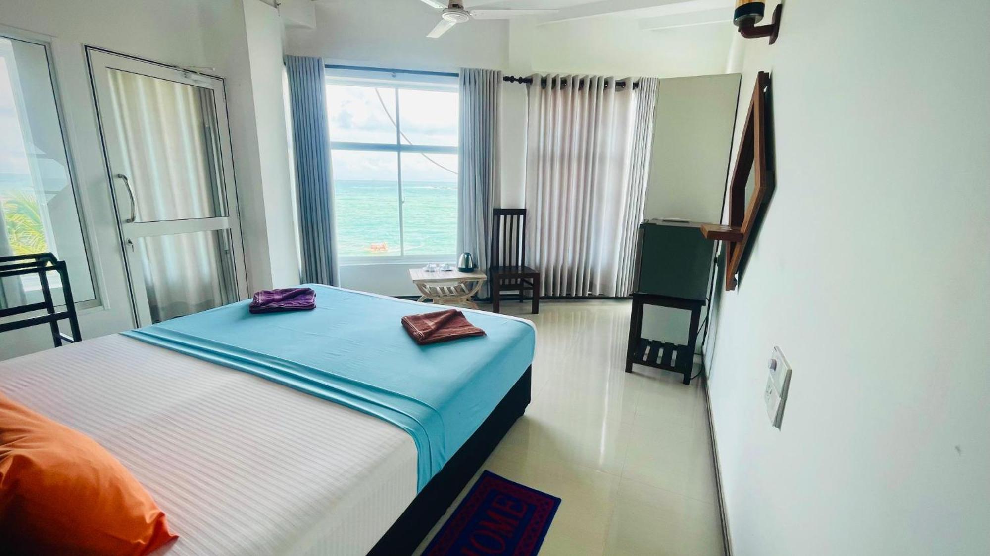 Peacock Beach Hotel Unawatuna Luaran gambar